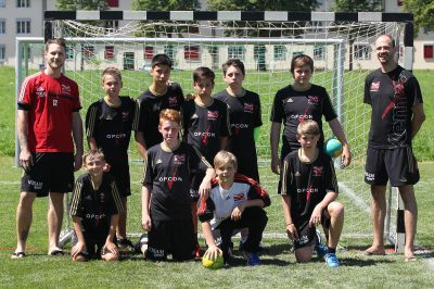 U15