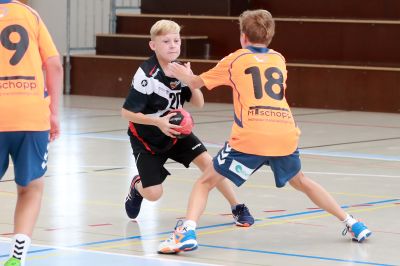 U13